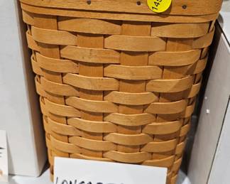 LONGABERGER BASKET
