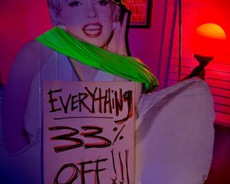 SATURDAY. 11/1.
EVERYTHiNG iS 33% OFF!
9am - 2pm.