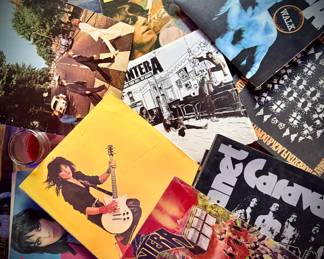 i live and love rok n roll.