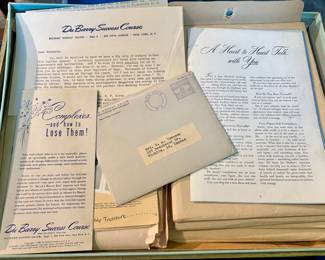 Ahhhhmazing mail-order beauty course from 1940s 😍