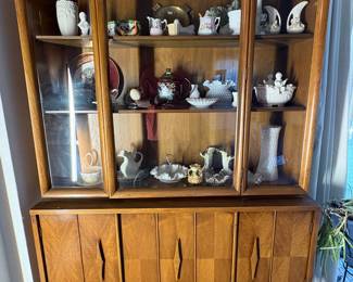 Amazzzing MCM cabinet!