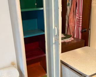 CUTE metal MCM cabinet