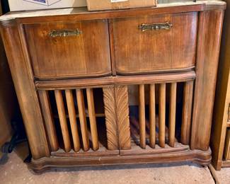 Vtg record player cabinet