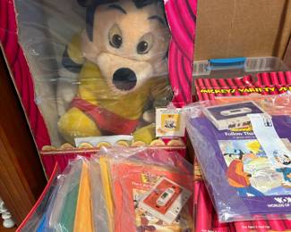 Worlds of Wonder talking Mickey and tapes/books