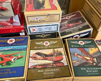 Wings of Texaco planes