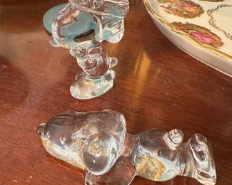 We have two crystal Snoopy dogs!