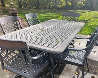 Patio Table with 6 Chairs