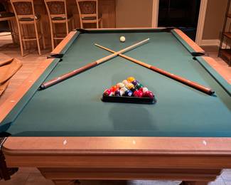 Olhausen Pool Table in Excellent Condition.