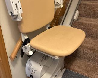 literally brand new chairlift adjustable cost $4000 a few years ago