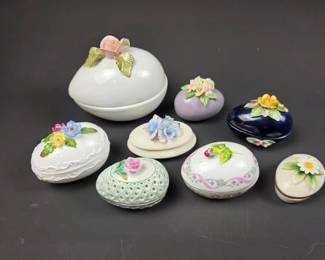 Capodimonte eggs 