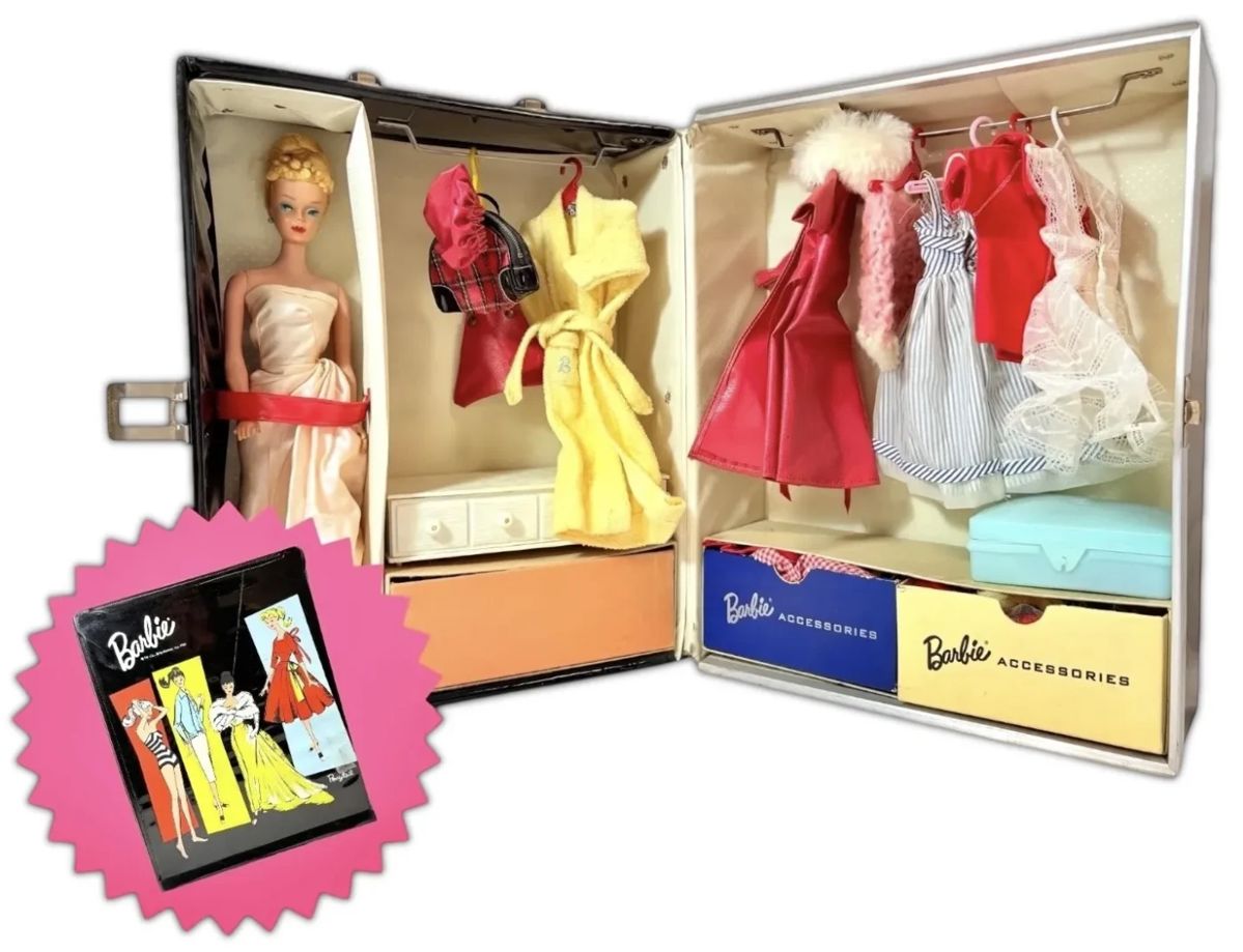 001 1958 Barbie Fashion Doll, Case, Clothes