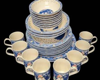 Epoch By Noritake Christmas China Set