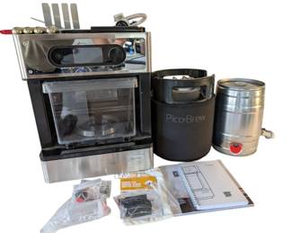 Picobrew Pico S  1 Gallon Homebrewing Beer Making System  Mini Keg  Turns On