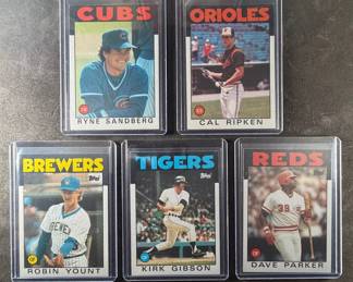 1986 Topps Baseball Cards. Sandberg, Ripken, Yount, Gibson, Parker