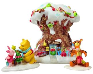 Winnie The Pooh Porcelain Village Set