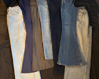 Aerie, Levis, Abercrombie Finch Size XS  S Womens Pants