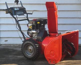 Ariens Deluxe 24 Snow Blower