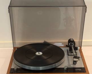 Thorens TD 160 Turntable