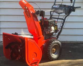 Ariens Deluxe 24 Snow Blower