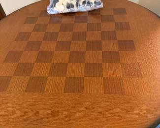 #16	High top table with 2 bar stools 30x41	 SOLD