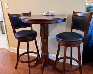 #16	High top table with 2 bar stools 30x41	 SOLD
