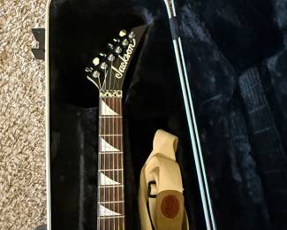 *	#65	Jackson Skull Guitar with hard case Excellent!	 $500.00