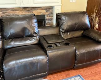 #19	3 Piece leather reclining sectional 180" total length  (77" piece)	 $300.00 		Can we separated and organized separately