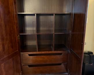 #7	Wardrobe 	 $125.00