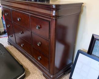 #95	Dresser 65x18x42	 $150.00
