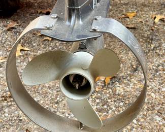 Outboard Propeller! Beautiful condition. CASH ONLY SALE