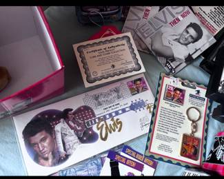 Elvis collection zoom#1