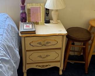 2 drawer night stand