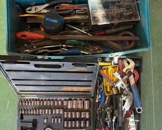 6040  Tool Box and Socket Set
