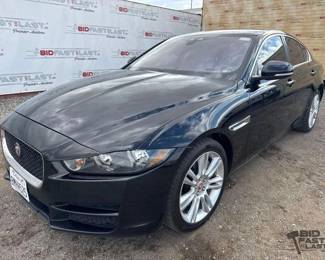 310  2019 Jaguar XE 