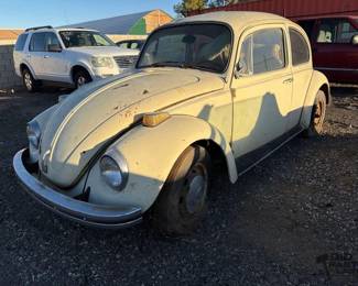 210 1970 Volkswagen Beetle