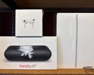 6046  NEW 64GB iPad Mini 4, Air Pods Pro, Beats Pill 