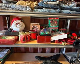 6072 Christmas Decorations