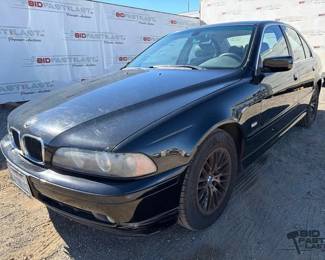 400  2002 BMW 530i 