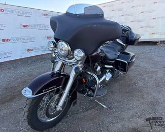 30 2007 Harley Davidson Road King
