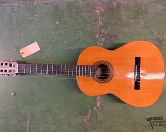 6082  Kent Acoustic Guitar 