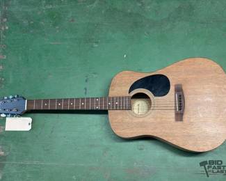 6116  Samick Acoustic Guitar