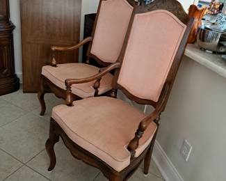 HOST AND HOSTESS CHAIRS FOR DINING ROOM TABLE