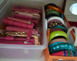 WALLETS,BANGLES