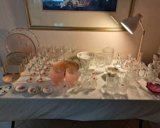 PRETTY GLASS AND SIGNED CRYSTAL PIECES