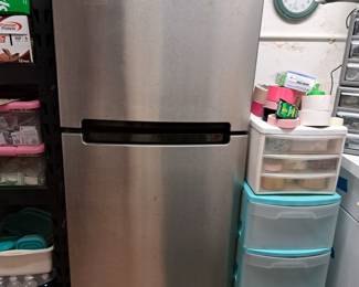 NICE REFRIGERATOR