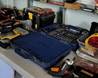 POWER TOOLS AND HAND TOOLS