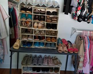 SHOES AND SLIPPERS
