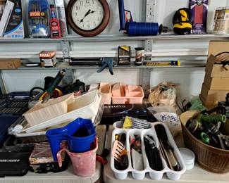 HARDWARE, PAINTING SUPPLIES