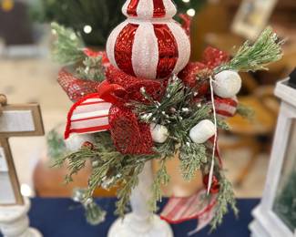 Many floral arrangements