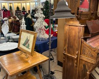 Industrial floor lamp